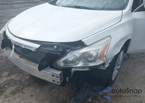 2014 Nissan Altima 2.5/2.5 S/2.5 Sl/2.5 Sv из США, поврежденный, VIN 1N4AL3AP6EC424562